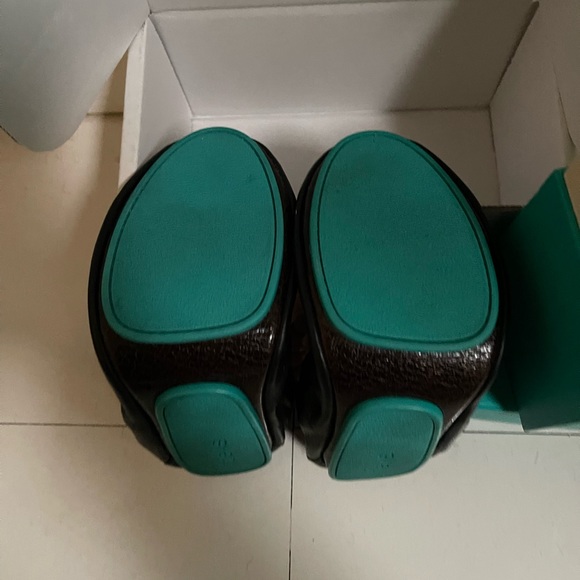 Tieks by Gavrieli in matte black (size 6) - Picture 9 of 9